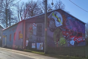 Pamiątkowy mural na 100-lecie OSP Mokrzesz