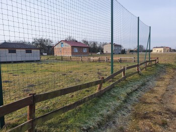 Ogrodzenie terenu rekreacyjnego w Kuśmierkach