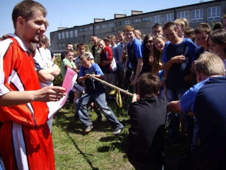 DZIEŃ DZIECKA I DZIEŃ SPORTU W GIMNAZJUM PRZY ZESPOLE SZKÓŁ W MSTOWIE