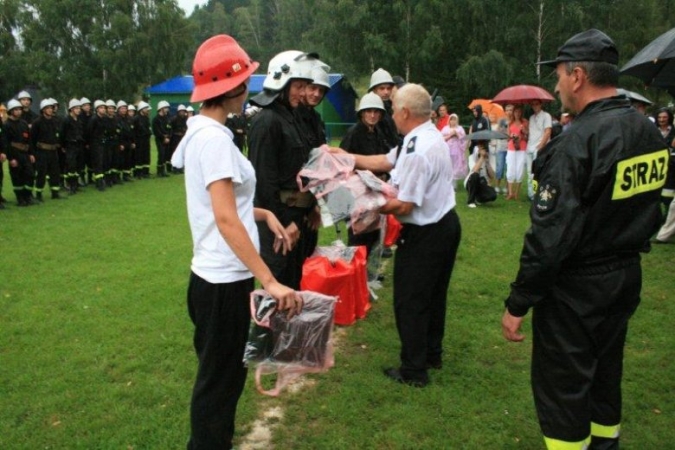 FOTORELACJA Z GMINNYCH ZAWODÓW POŻARNICZO-SPORTOWYCH