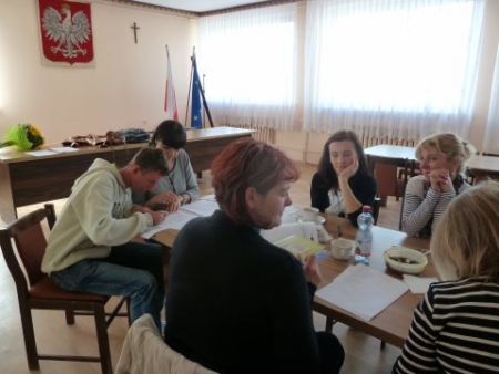 FOTORELACJA ZE SPOTKANIA PODSUMOWUJĄCEGO SZKOLENIE Z PSYCHOLOGIEM